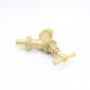 PL2133 Bibcock c/w Hose Union and Check Valve, 1/2in BSP <p>Brass outside tap (bib tap) complete with removeable hose union connector and internal isolating (check) valve.</p>

<p>To BS1010.</p>

<p>1/2&quot