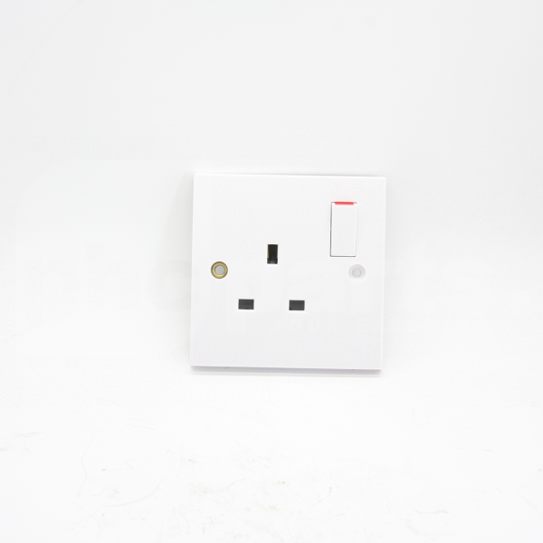 Socket Outlet, 1 Gang, Switched, 13A (To BS1363-2:1995) - ED2030